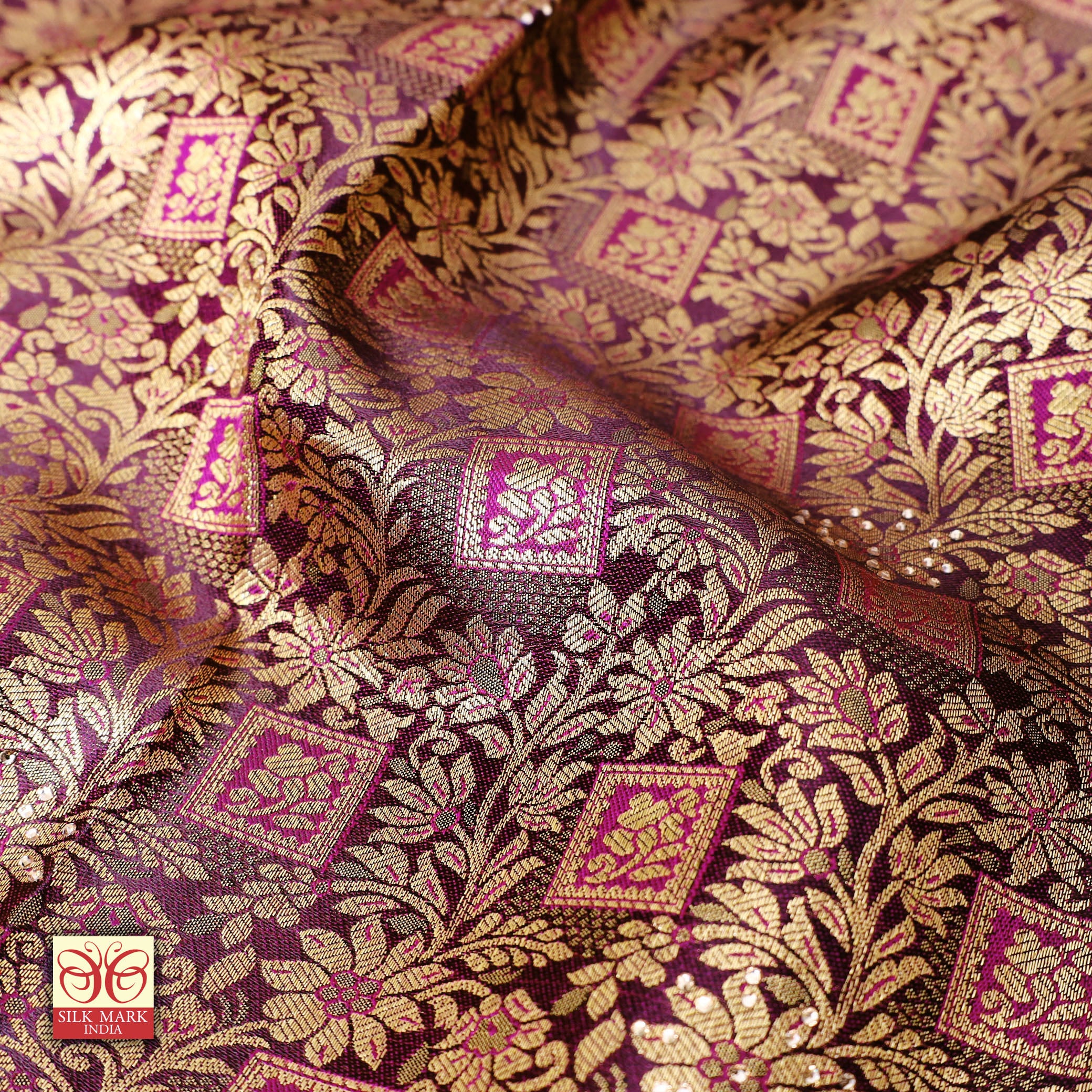 Deep Purple With Pink Gold Zeri Subalaya Wedding Silk Saree